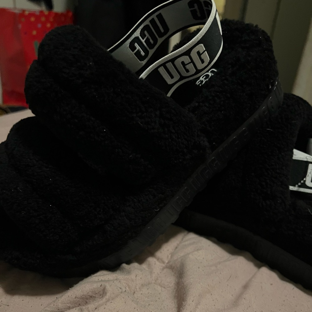 🚨ugg oh yeah slides 🚨